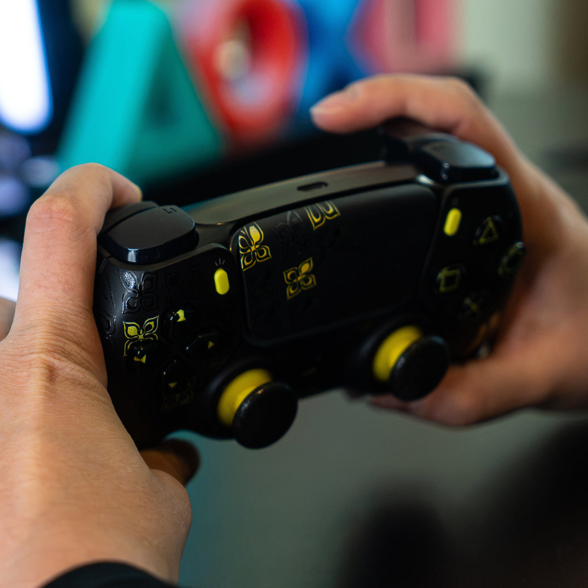 Manette PS5 à Palettes - EVO MW4 Black & Yellow