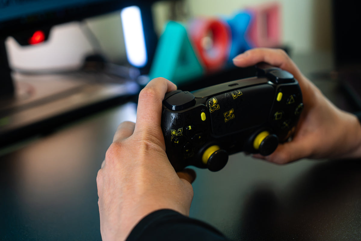 Manette PS5 à Palettes - Pro MW4 Black & Yellow
